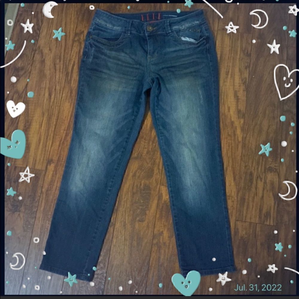 👑 QQMY JEANS 👖 The inseam is 29”